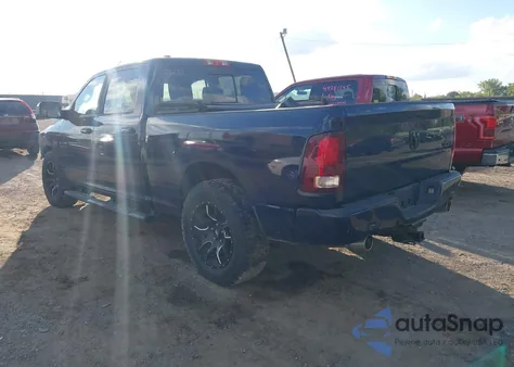 2015 Ram 1500 Sport из США, поврежденный, VIN 1C6RR7UT7FS571273